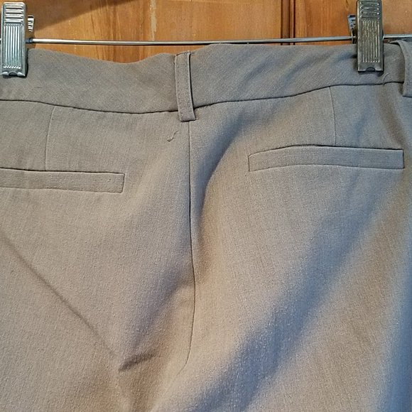 Metaphor Courtney Dress Pants, Size 4. - Picture 6 of 6